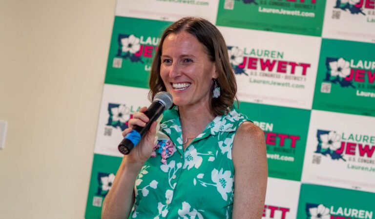 Lauren Jewett Raises At Least $423,000 in Third Quarter, Tops $675,000 Overall